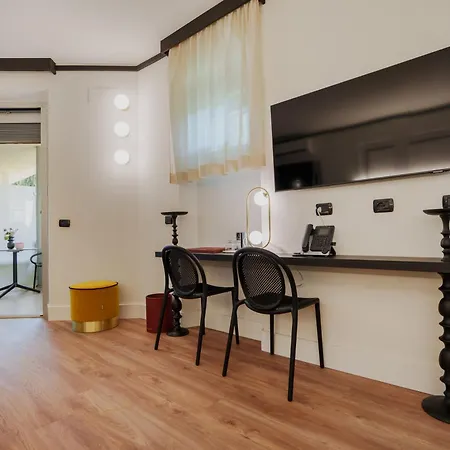 Joivy Together Florence Urban Hotell