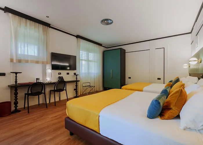 Hotel Joivy Together Florence Urban 4*